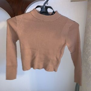 Brown Cropped Turtle Neck🌺💫